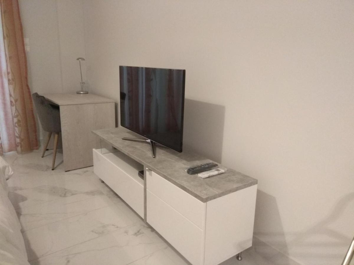 V17 Syntagma Studio Athènes Extérieur photo