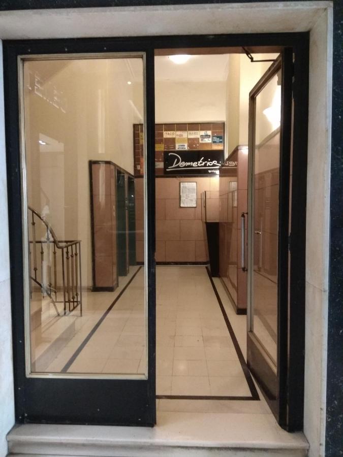 V17 Syntagma Studio Athènes Extérieur photo